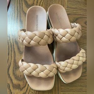 Anthropologie Bernardo Tan Woven Leather Braided Slide Sandals (Sand color) 9M